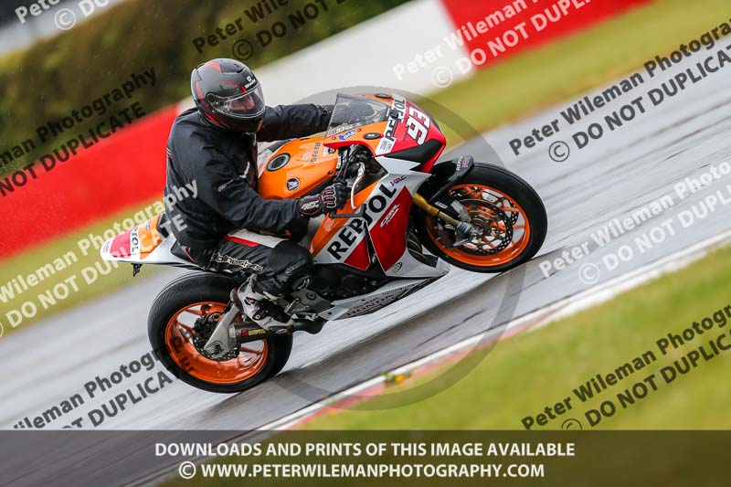 PJM Photography;donington no limits trackday;donington park photographs;donington trackday photographs;no limits trackdays;peter wileman photography;trackday digital images;trackday photos